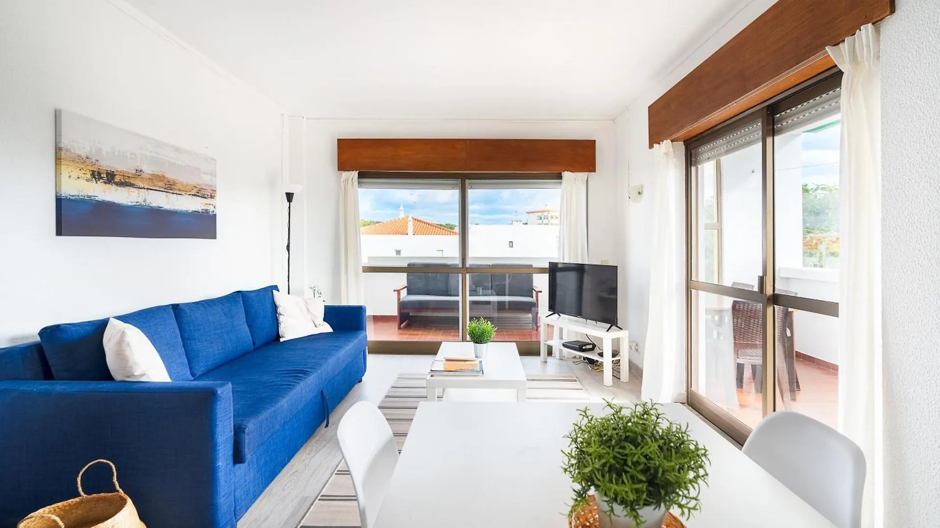 Cozy 1Bdr With Spacious Balcony & Pool, Vilamoura
